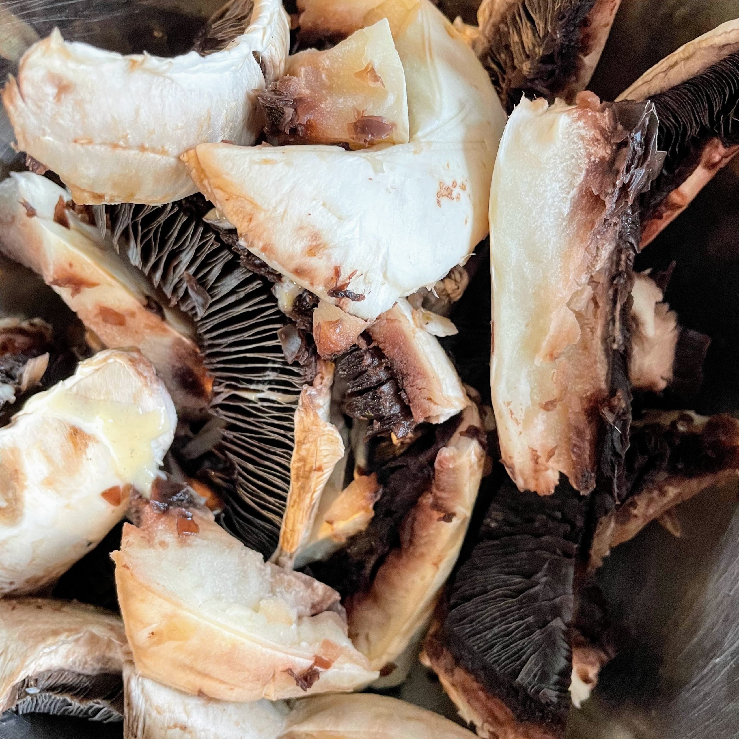 fried mushrooms in oyster sauce mushrooms cut