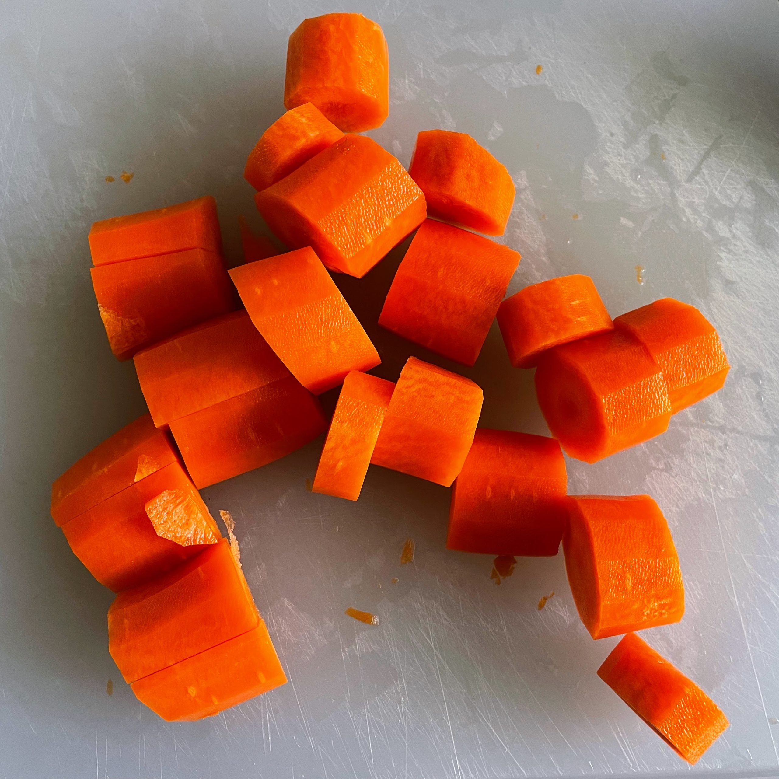 chinese guotie carrots chopped