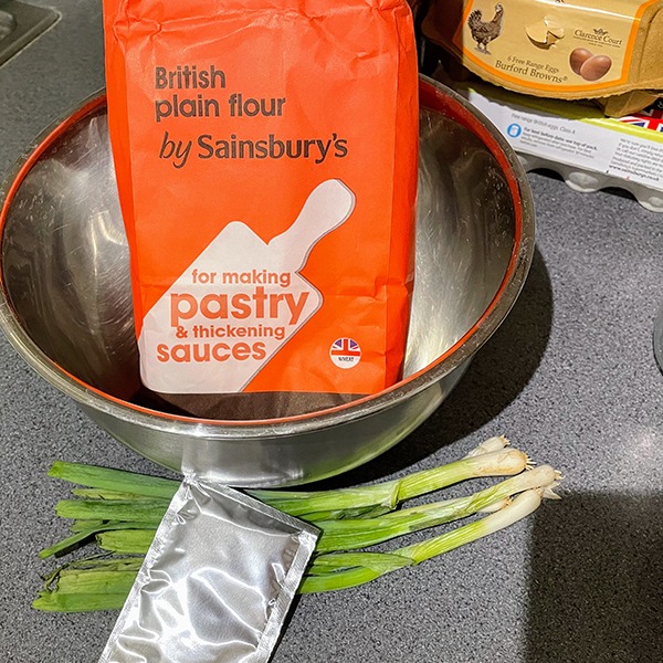 scallion bread ingredients