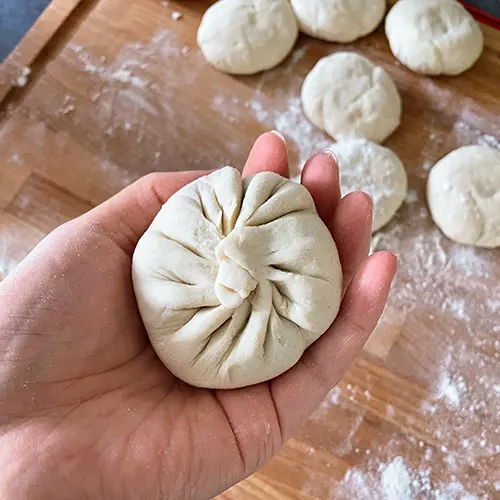 sheng jian bao folded