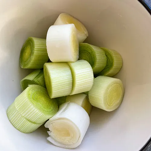 kung pao chicken leek chopped