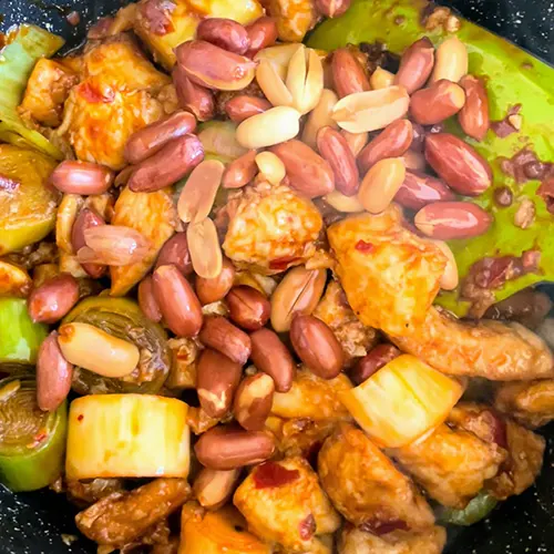kung pao chicken fried peanuts mixed in