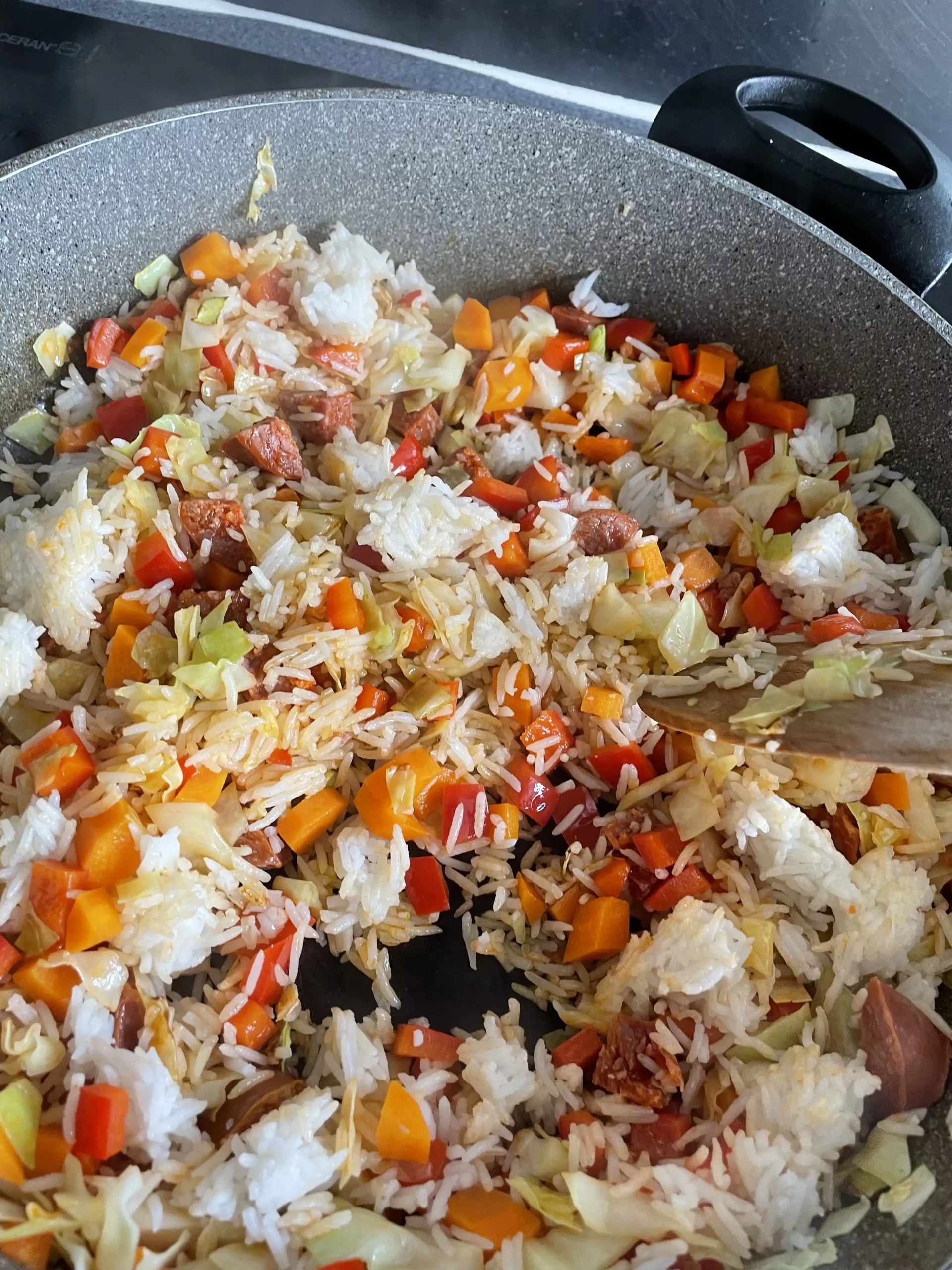 chinese egg fried rice eggs dropped into pan